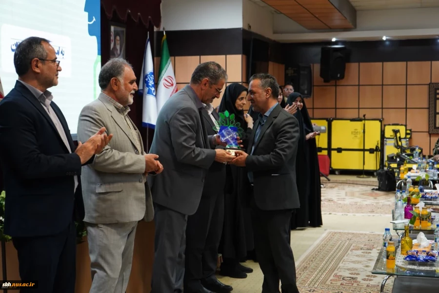 گزارش تصویری آیین اختتامیه سومین جشنواره نشاط دانشگاه ملی مهارت و تقدیر از برگزیدگان و منتخبان این دوره از جشنواره، با حضور ریاست دانشگاه ملی مهارت 2