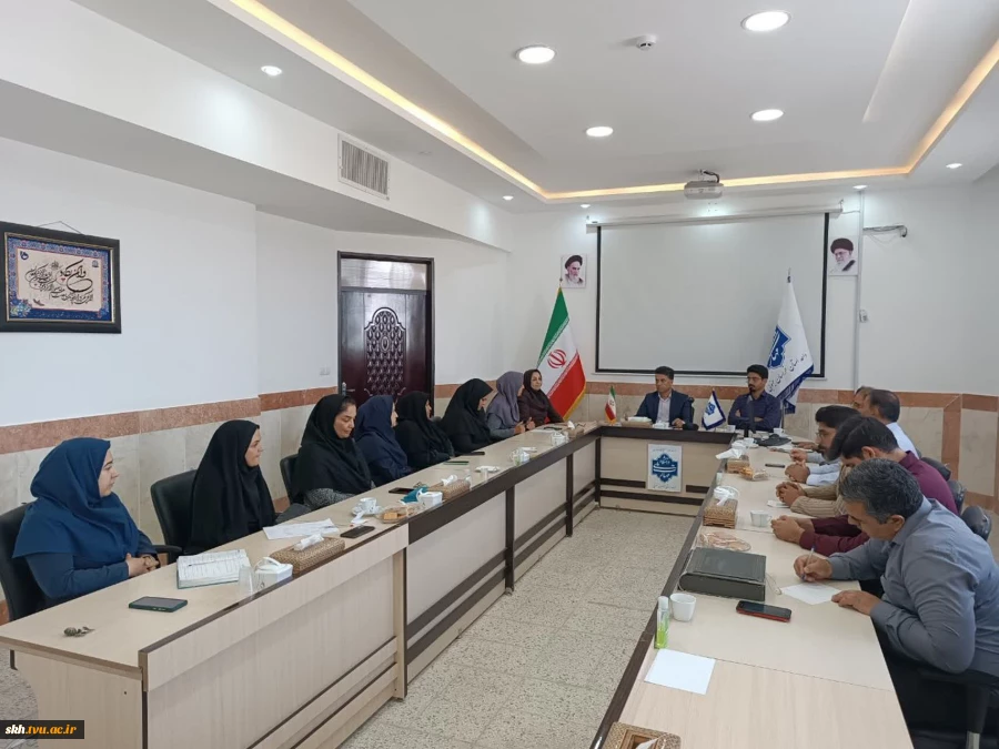 در راستای هم افزایی آموزشی:	
نشست حوزه معاونت، پژوهش و فناوری آموزشکده پسران بیرجند واحد استانی استان خراسان جنوبی با دکتر علیرضا جهانگیری سرپرست  دانشگاه ملی مهارت استان برگزار شد. 3