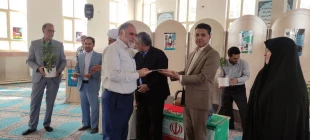 به مناسبت گرامی‌داشت هفته دفاع مقدس، مراسم قرائت زیارت عاشورا، روایتگری آن دوران طلایی و تجلیل از پیشکسوتان ایثارگر و جانبازان سرافزار 4
