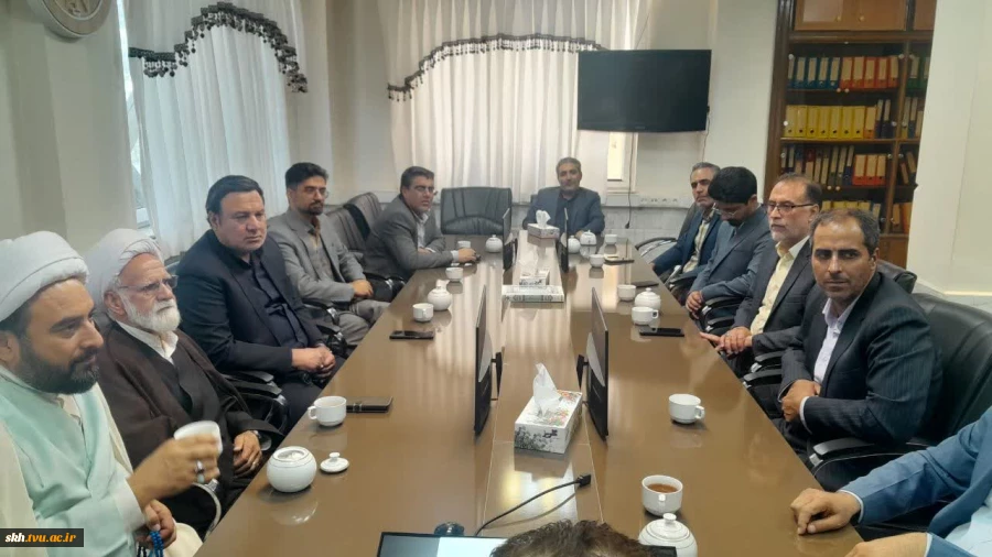 بازدید ریاست دانشگاه ملی مهارت واحد استانی خراسان جنوبی و حاج آقای مسعودی مسئول محترم دفتر نهاد نمایندگی مقام معظم رهبری در دانشگاه ملی مهارت استان معاون محترم آموزشی و پژوهشی استان ،مدیر محترم حراست استان ازفضاها و کار گاه ها و نشست صمیمی با همکاران آموز