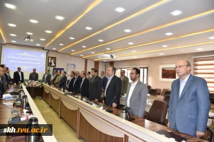 رئیس دانشگاه ملی مهارت در جمع رؤسای دانشکده‌ها و آموزشکده‌های سراسر کشور:
حیات دانشگاه و ارکان آن در گرو ضوابط، مقررات و قوانین است/ هیئت امنا مجلس قانون‌گذاری دانشگاه است/ سیاست دانشگاه تربیت نیروی توانمند اشتغال‌پذیر است
 4