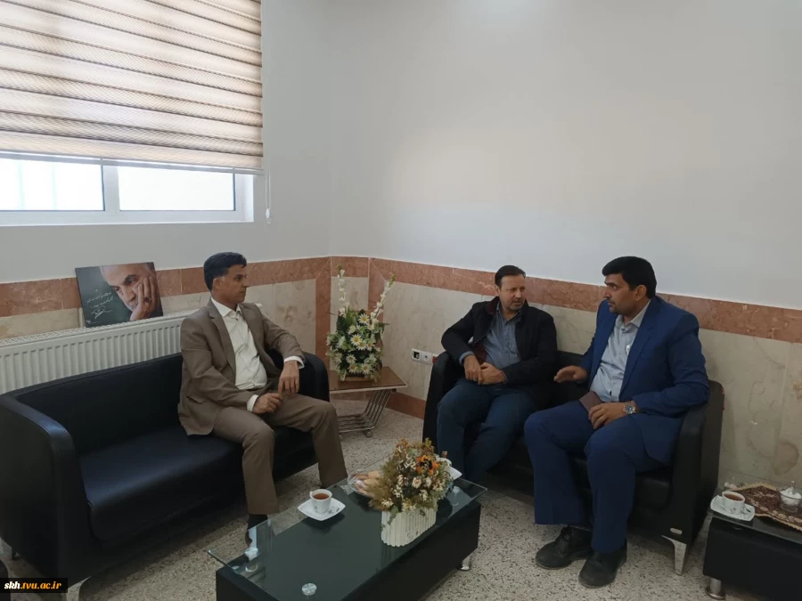 نشست صمیمی دکتر خالدی مدیرکل محترم دفتر برنامه و بودجه دانشگاه ملی مهارت  2