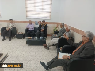 نشست صمیمی پیشکسوتان بزرگوار با دکترعلیرضا جهانگیر رئیس دانشگاه ملی مهارت واحد استان خراسان جنوبی   4