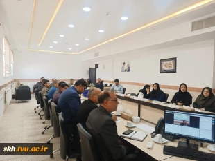 کارگاه آموزشی آئین نامه و بخشنامه های تخلفات اداری با حضوراستاد محترم جناب آقای دکترحسن طورانی 7