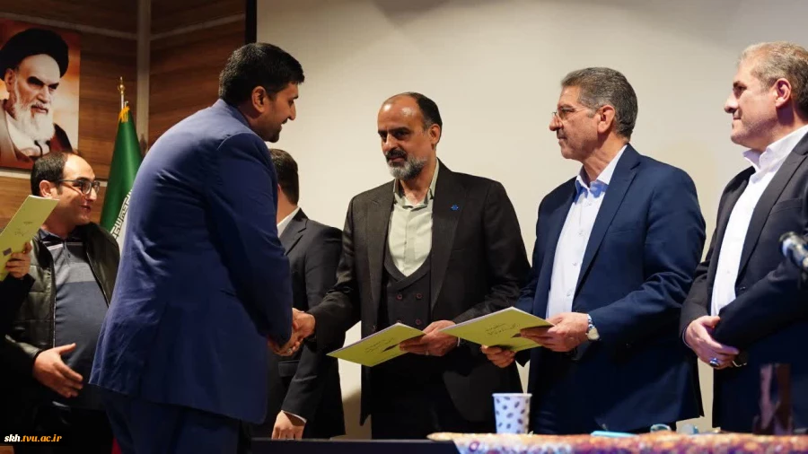 انتخاب آقای محمدرضا مهجوره به عنوان عامل مالی برتر کشوری  6