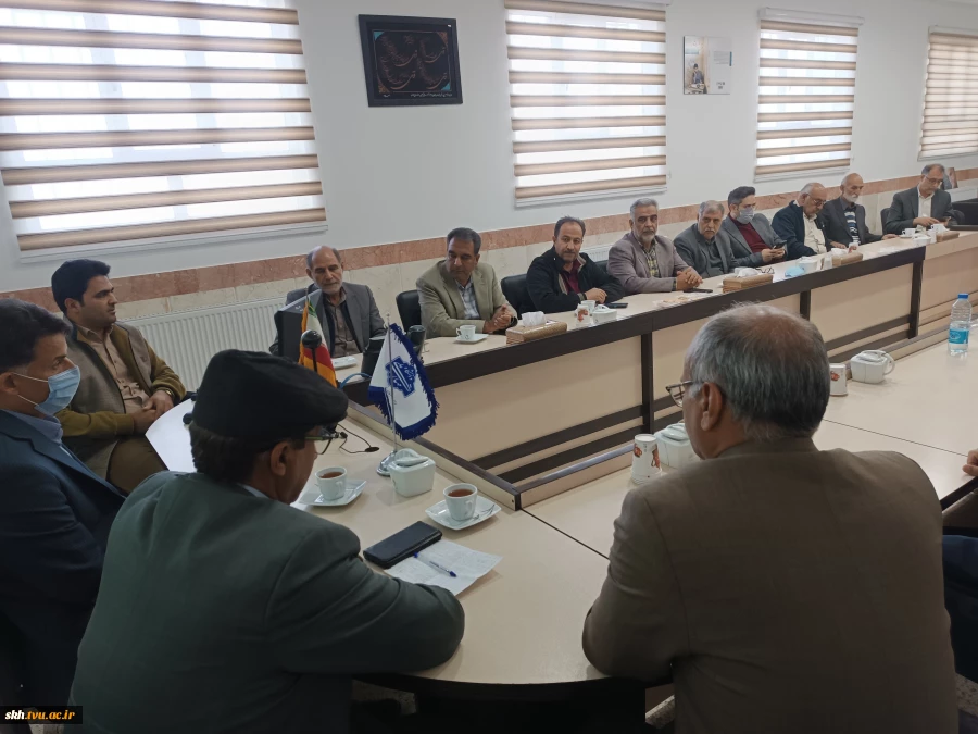 نشست ریاست دانشگاه ملی مهارت استان خراسان جنوبی با کانون تعلیم و تربیت خادم یاران و یاوران رضوی استان خراسان جنوبی     6