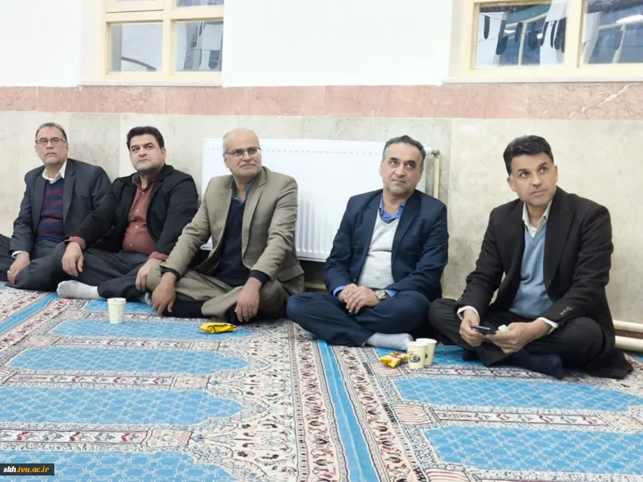 بازدید سرزده ریاست دانشگاه ملی مهارت استان خراسان جنوبی از خوابگاه و سلف سرویس دانشجویان 9