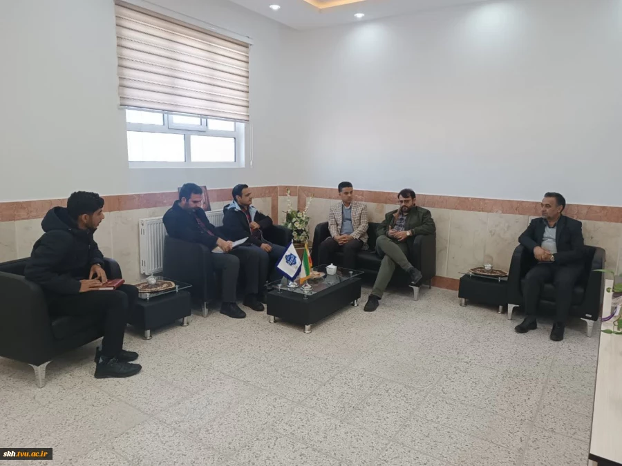 مسئول بسیج دانشجویی استان با رئیس دانشگاه ملی مهارت استان خراسان جنوبی دیدار کرد. 4