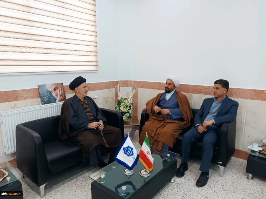 نشست مسئول فرهنگی دانشگاه ازاد اسلامی استان و  مسئول نهاد نمایندگی مقام معظم رهبری دانشگاه ملی مهارت استان با دکتر علیرضا جهانگیر ریاست دانشگاه ملی مهارت استان خراسان جنوبی  2