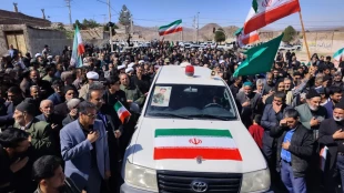حضور رئیس دانشگاه ملی مهارت استان خراسان جنوبی و مدیرکل دفتر برنامه بودجه ،تحول اداری وبهره وری دانشگاه ملی مهارت، در تشییع و خاکسپاری شهید هاشم میری بُقال 3