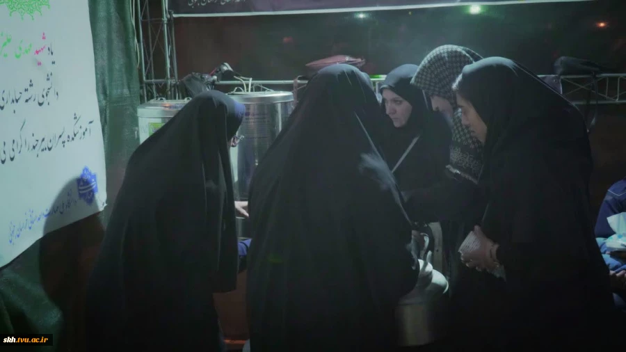 حضور پر شور و شعور همکاران به همراه خانواده ها و جمعی از دانشجویان دانشگاه ملی مهارت واحد استانی خراسان جنوبی در محفل سوگ اربعین قائد شهید امت (قدس سره) 9