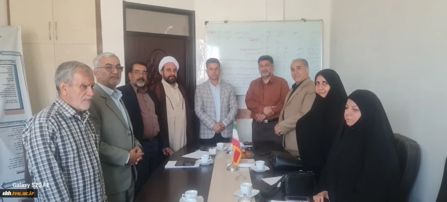 نشست رئیس دانشگاه ملی مهارت استان خراسان جنوبی و مسئول دفتر نهاد رهبری دانشگاه واحد استان با بازنشستگان و پیشکسوتان واحد استان   2