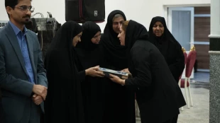 تیتر:  
آیین گرامیداشت دهه سرآمدی آموزش و تجلیل از سرآمدان آموزشی دانشگاه ملی مهارت خراسان جنوبی برگزار شد 11
