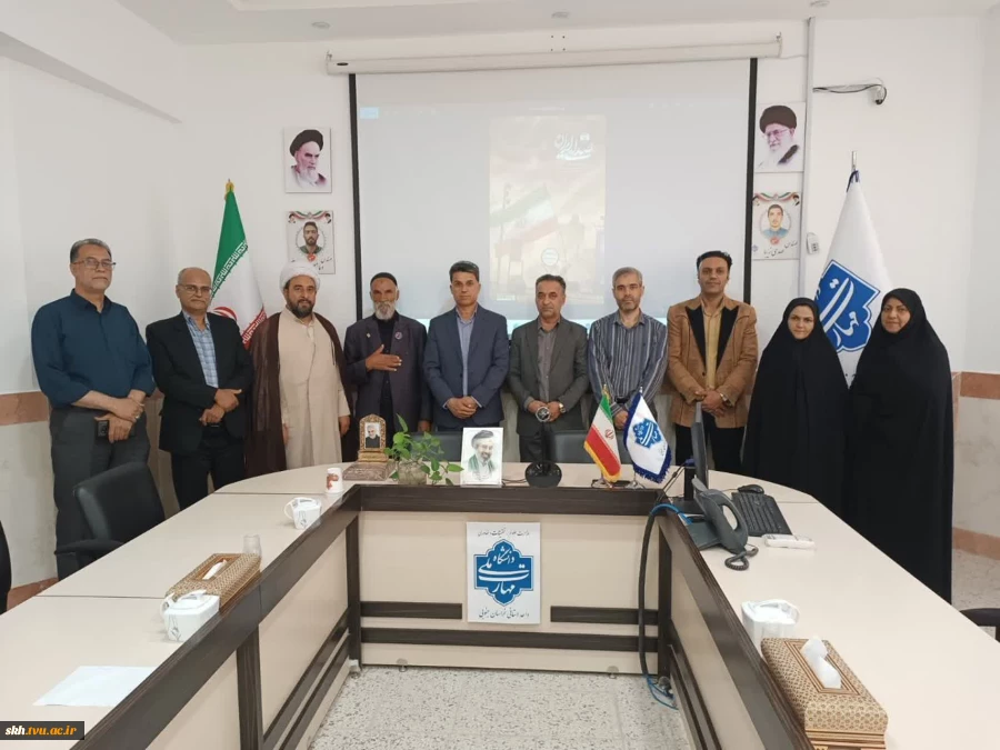 دیدار رئیس دانشگاه ملی مهارت استان خراسان جنوبی با پرچمدار ۷۲ ساله بیرجندی 2