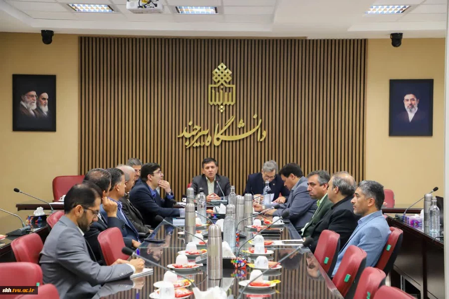 حضور رئیس دانشگاه ملی مهارت استان خراسان جنوبی در اولین جلسه دبیرخانه هیات اندیشه ورز ستاد علم و فناوری استان خراسان جنوبی در دانشگاه بیرجند  4